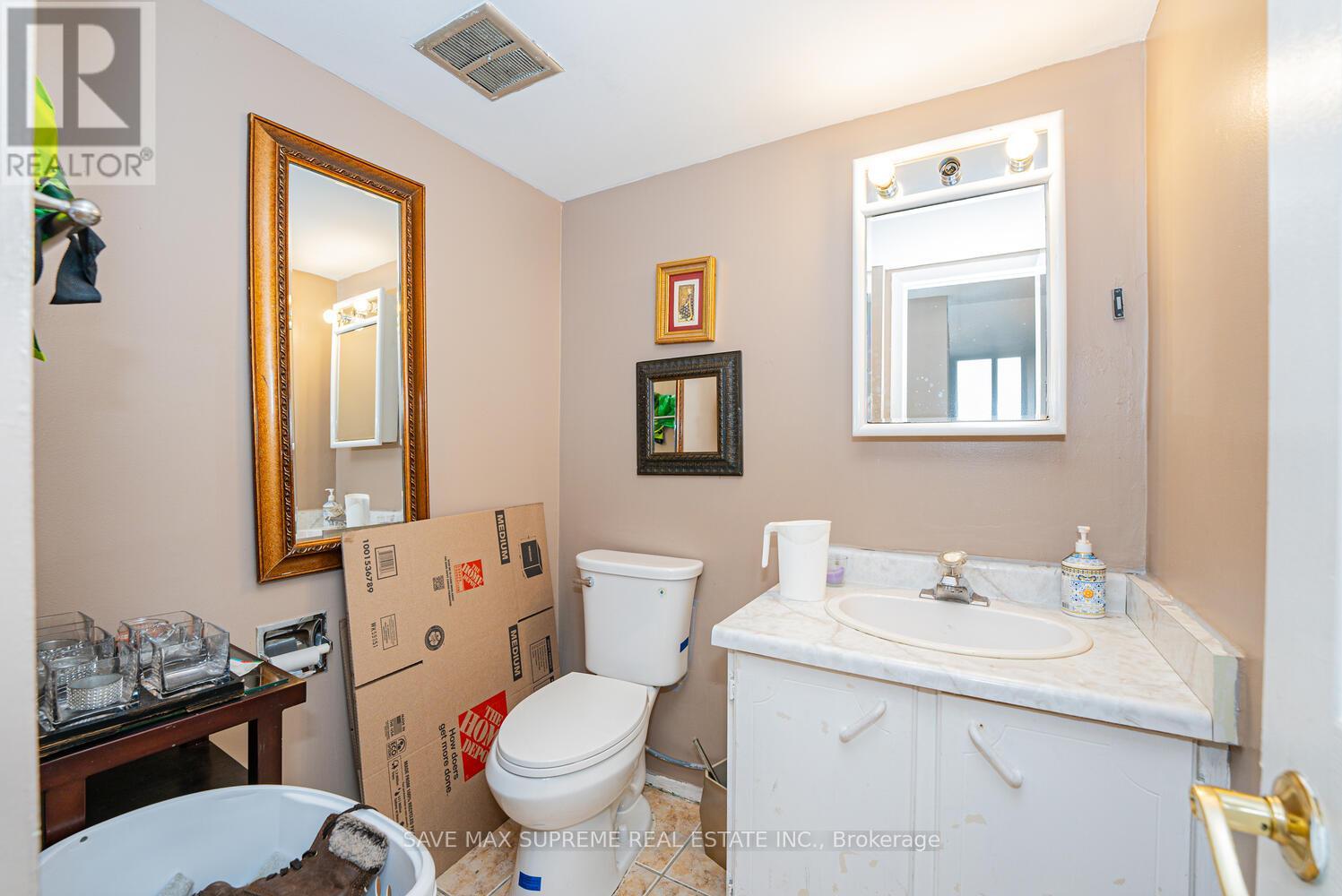 11 - 4020 Brandon Gate Drive N, Mississauga (Malton), Ontario  L4T 3N8 - Photo 19 - W12002946