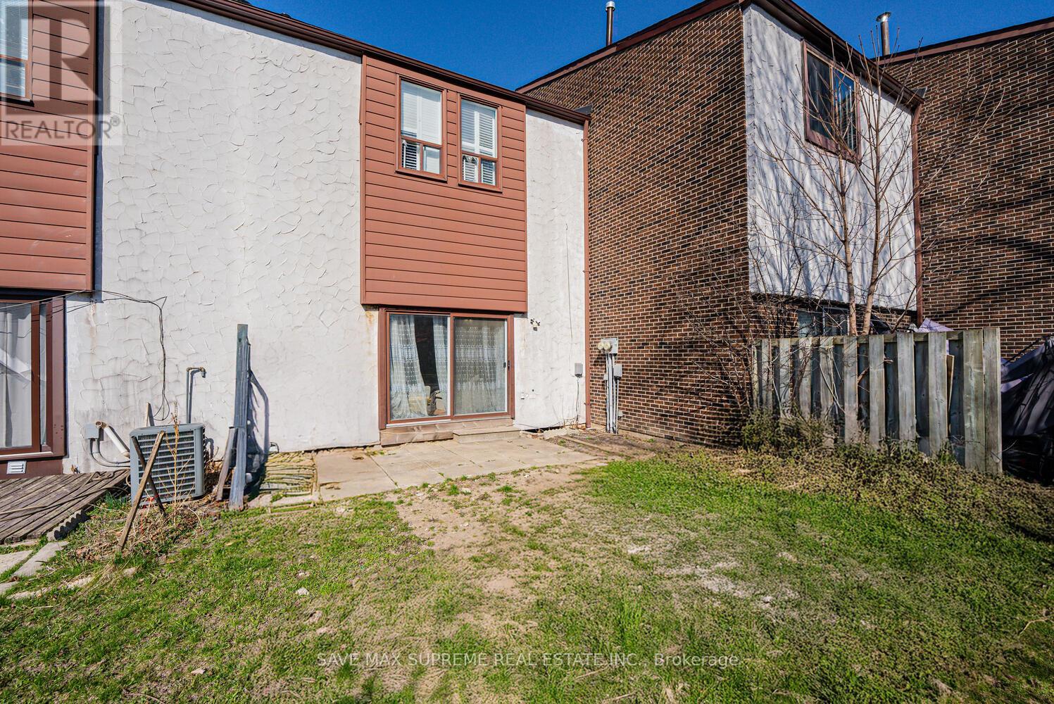 11 - 4020 Brandon Gate Drive N, Mississauga (Malton), Ontario  L4T 3N8 - Photo 38 - W12002946