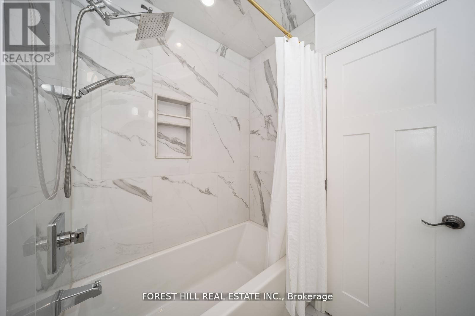 165 Kingsview Drive, Caledon (Bolton North), Ontario  L7E 3W8 - Photo 25 - W12096594