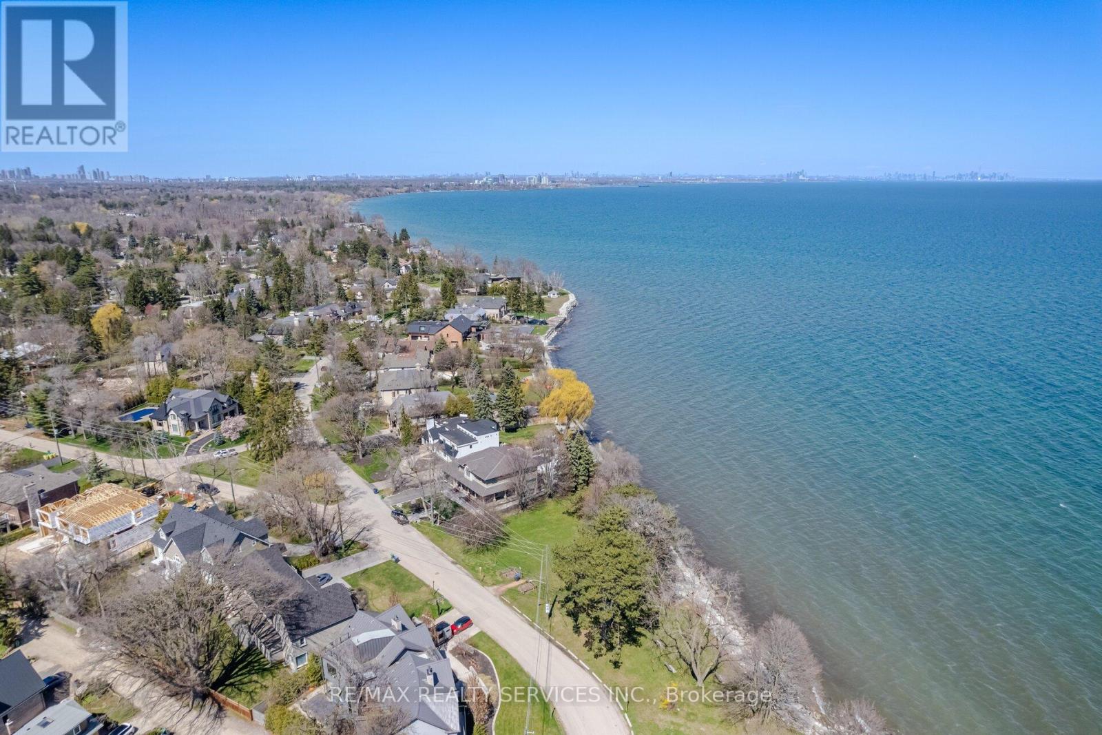 Property at 1607 WATERSEDGE ROAD image 2