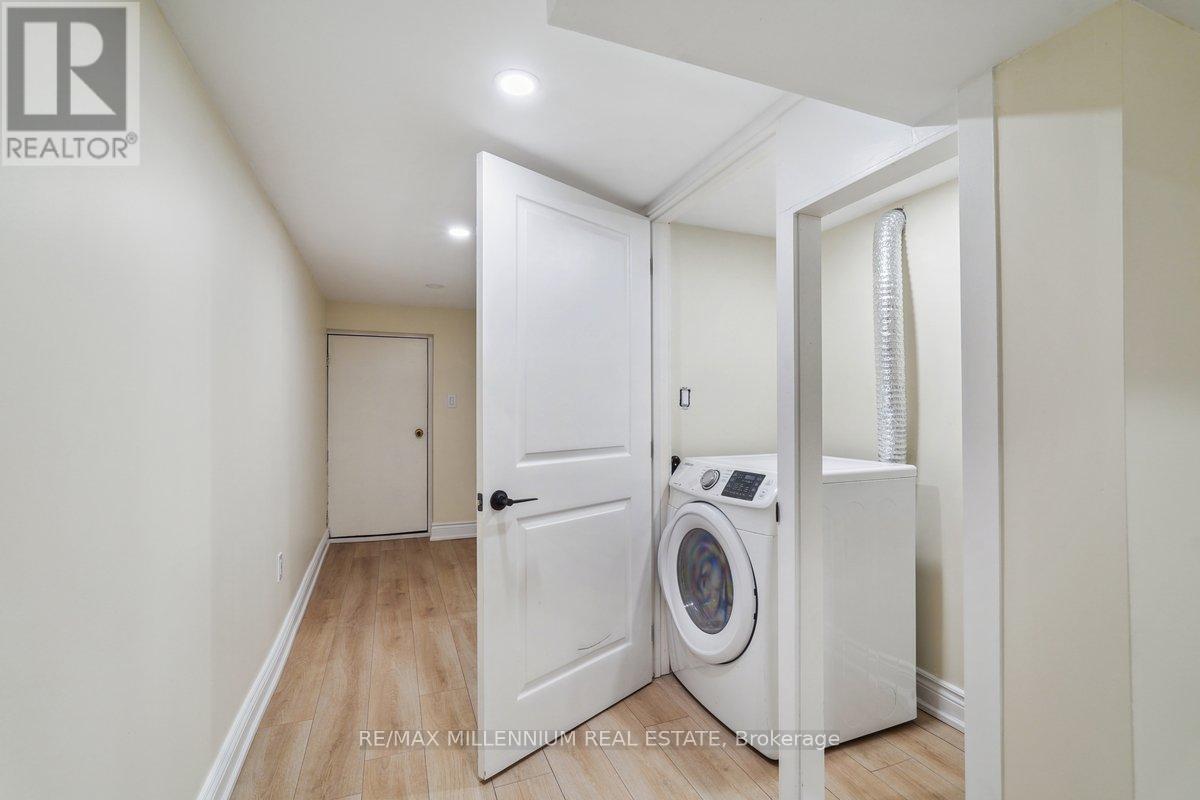 24 Renshaw Street, Toronto, Ontario  M3M 2C8 - Photo 17 - W12096665