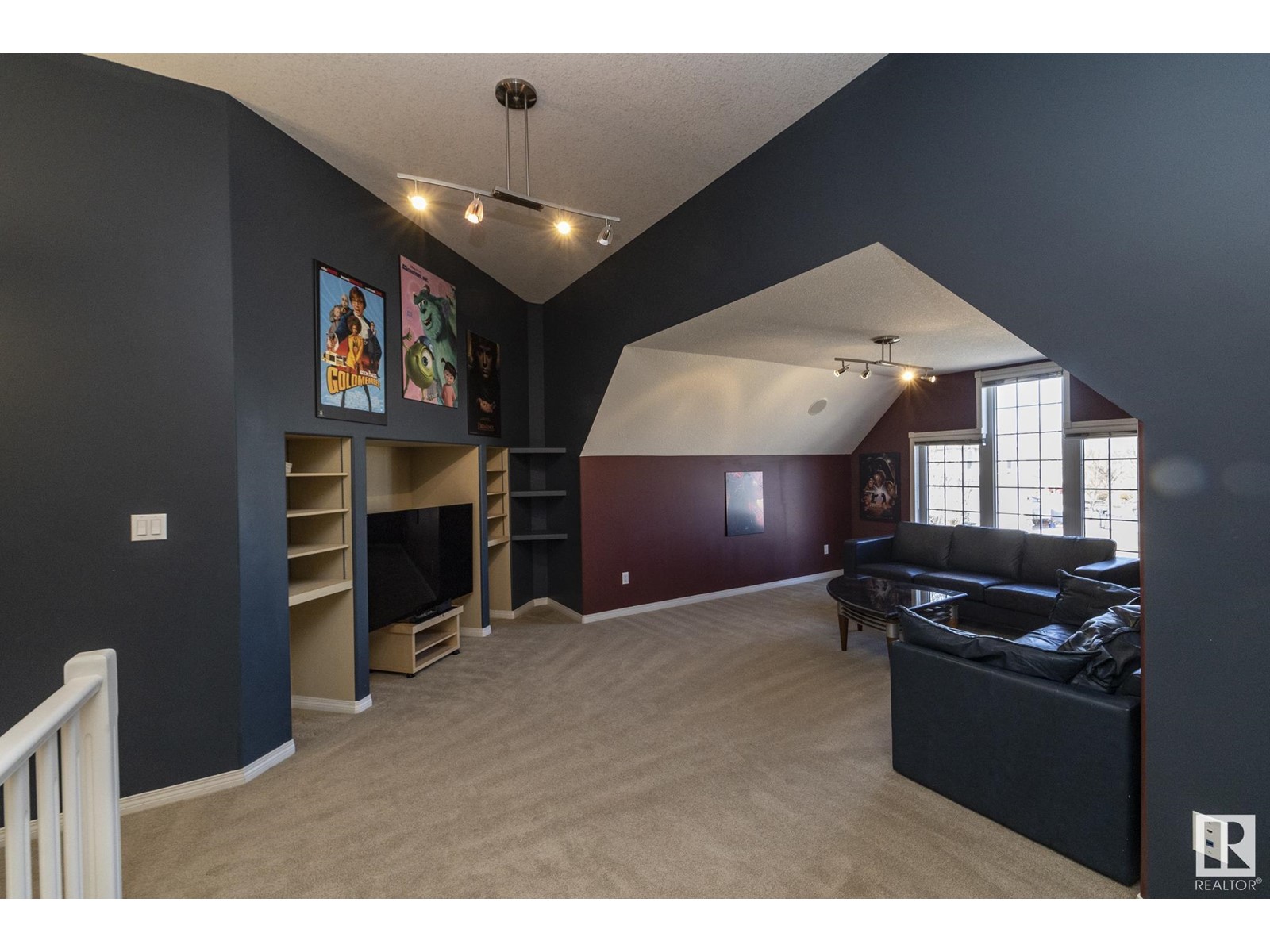Property at 1207 SUMMERSIDE DR SW image 4
