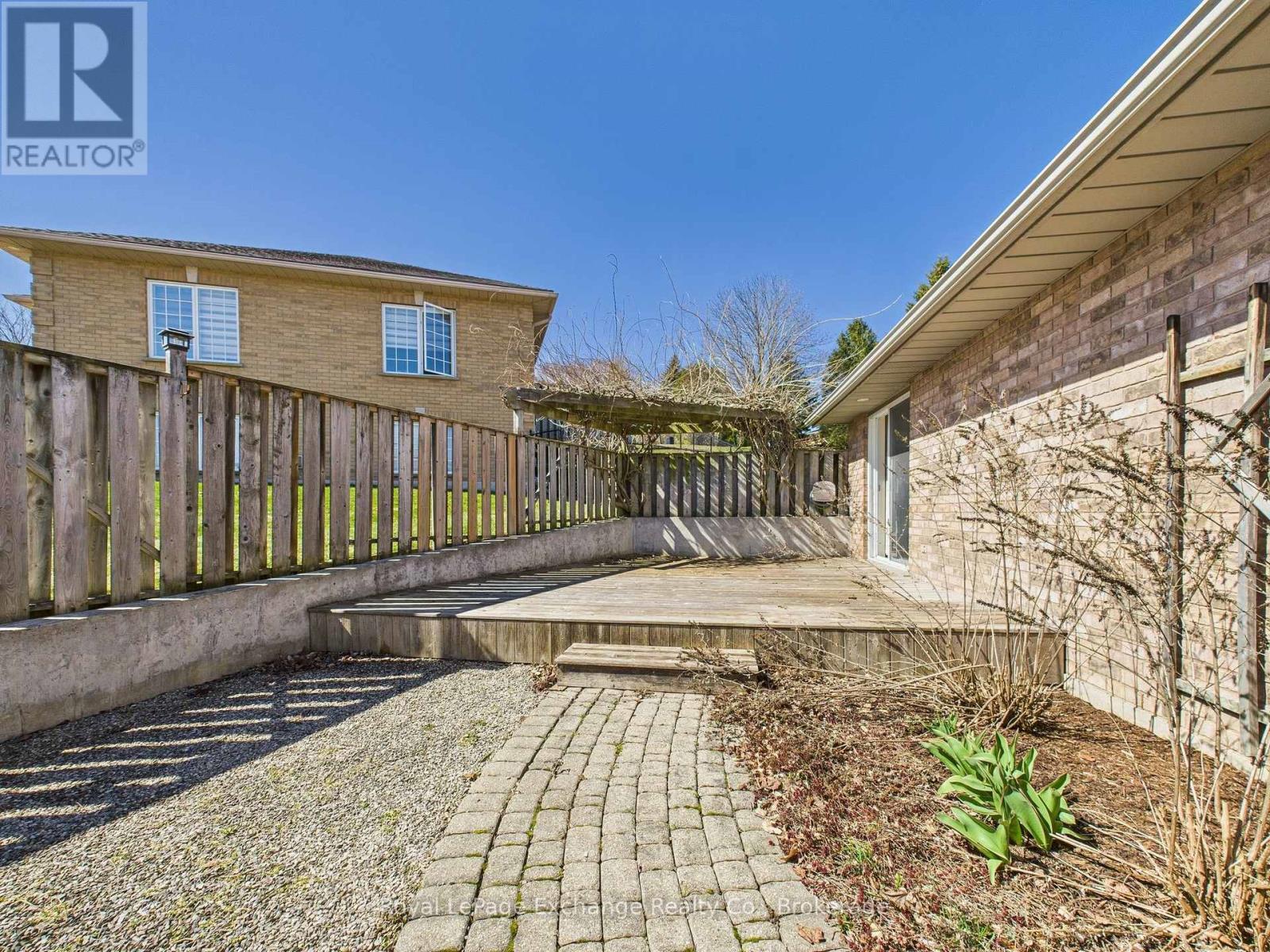 172 Park Drive, North Huron, Ontario  N0G 2W0 - Photo 42 - X12096106