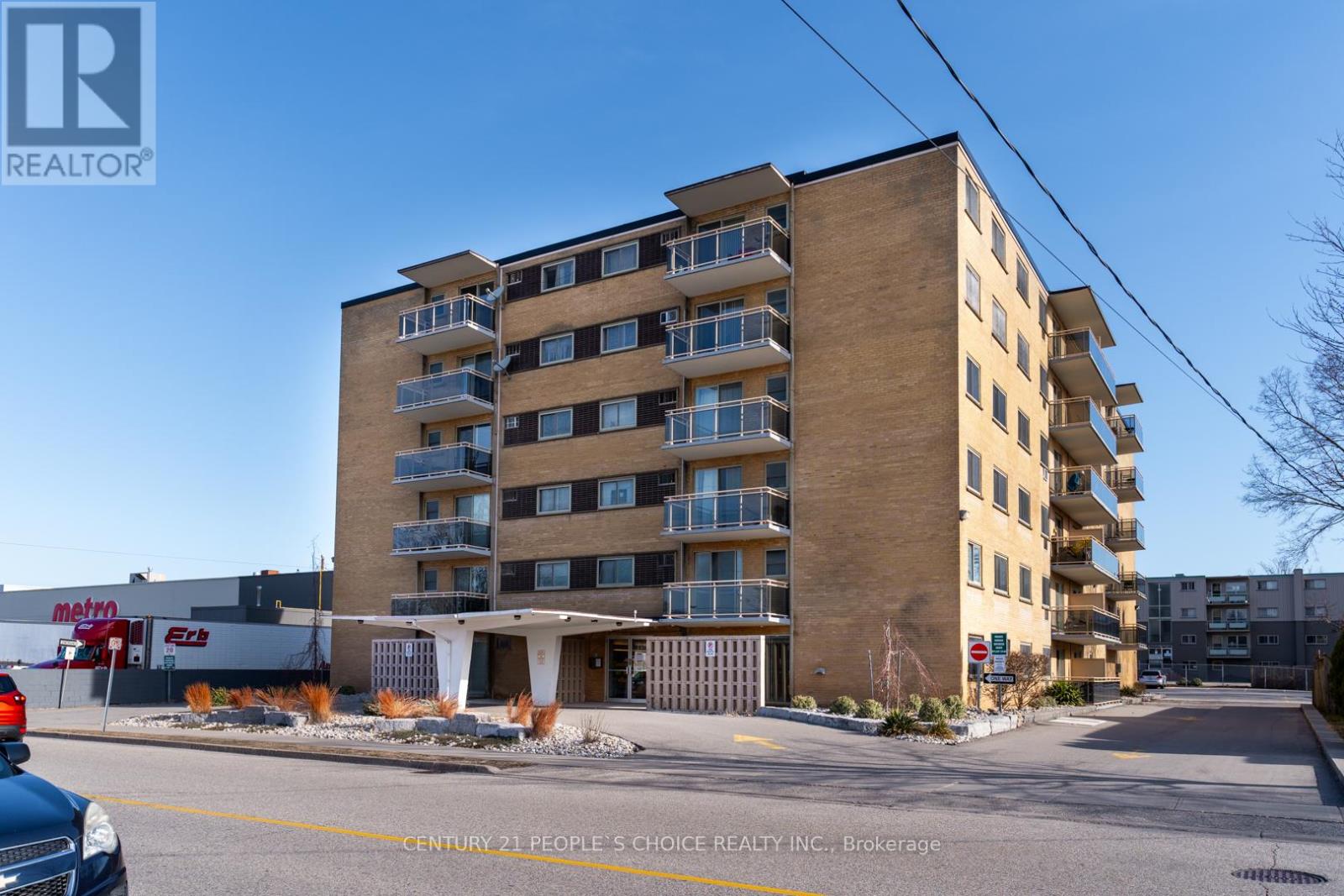 601 - 87 St. George Street, Brantford, Ontario  N3R 1V5 - Photo 6 - X12096592