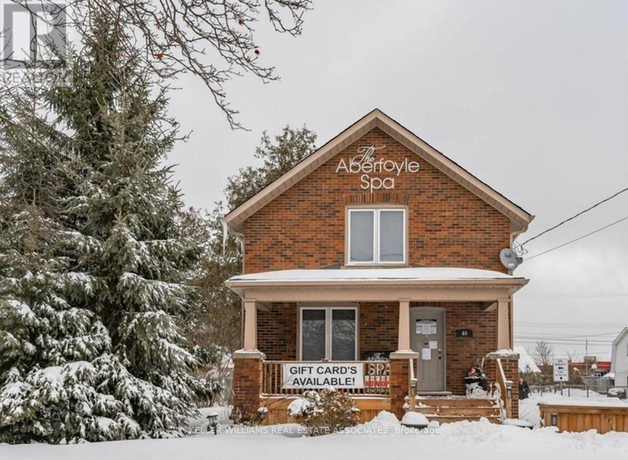 40 Brock Road S, Puslinch, Ontario  N0B 2J0 - Photo 1 - X12096620