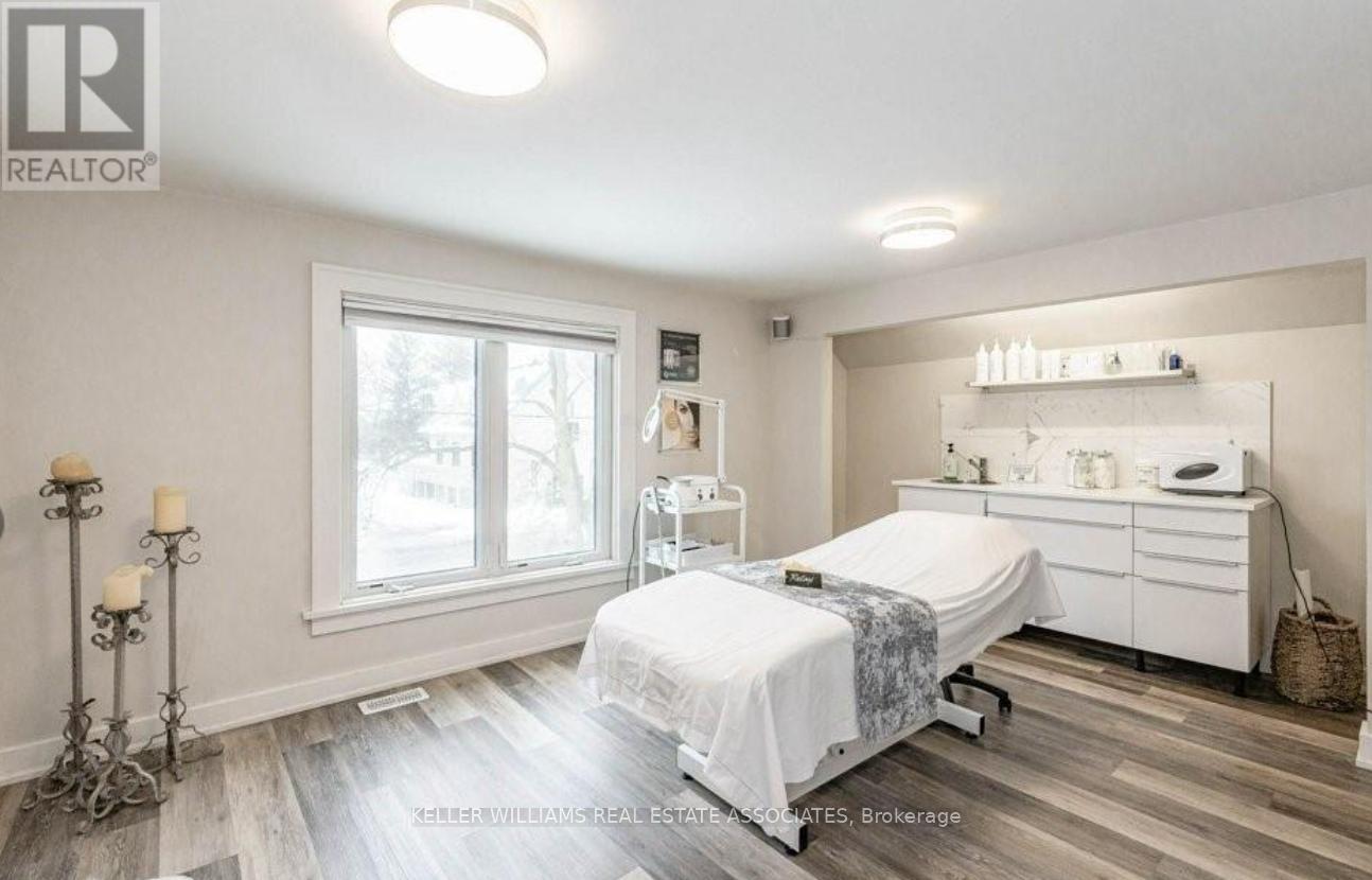40 Brock Road S, Puslinch, Ontario  N0B 2J0 - Photo 17 - X12096620