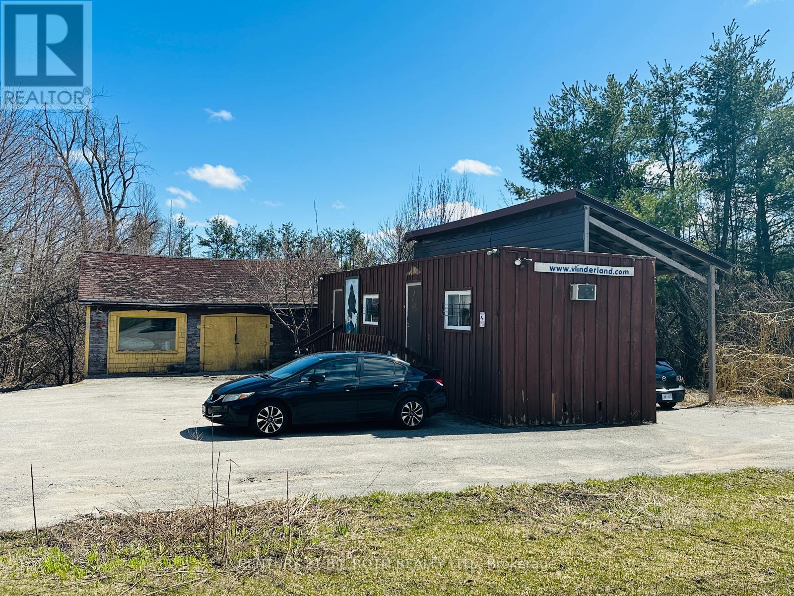 2925 Old Barrie Road E, Orillia, Ontario  L3V 6H1 - Photo 8 - S9392226