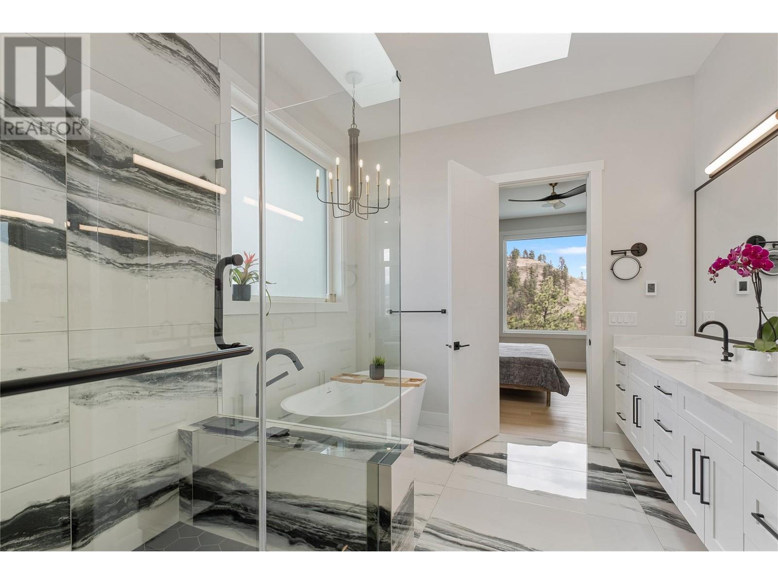 965 Lochness Street, Kelowna, British Columbia  V1P 0A3 - Photo 36 - 10343980