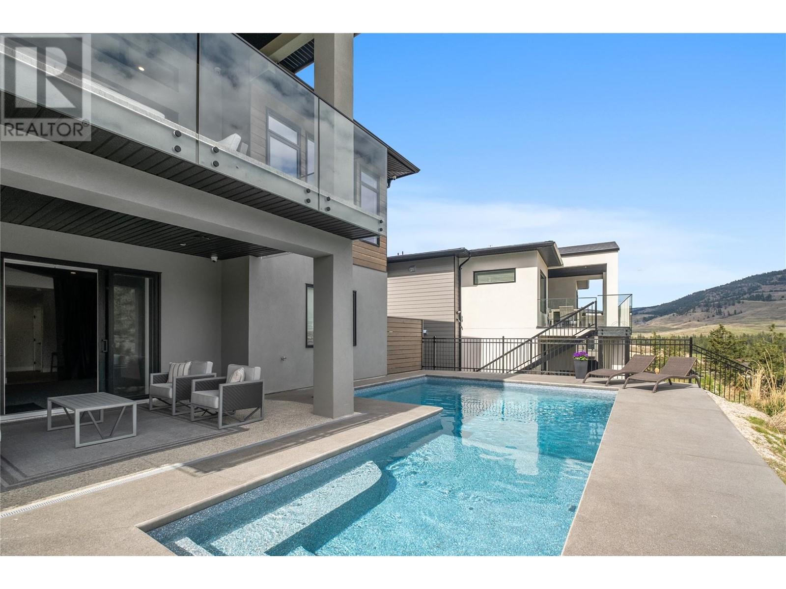 965 Lochness Street, Kelowna, British Columbia  V1P 0A3 - Photo 8 - 10343980