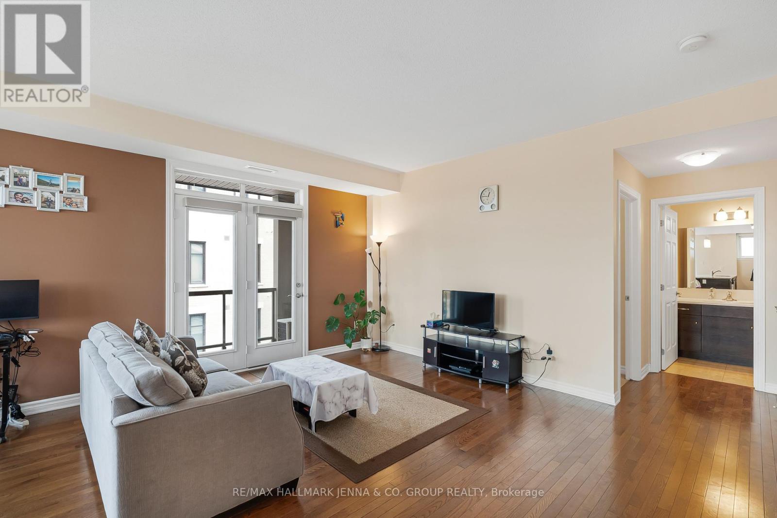 201 - 140 Guelph Private, Ottawa, Ontario  K2T 0J2 - Photo 20 - X12096828