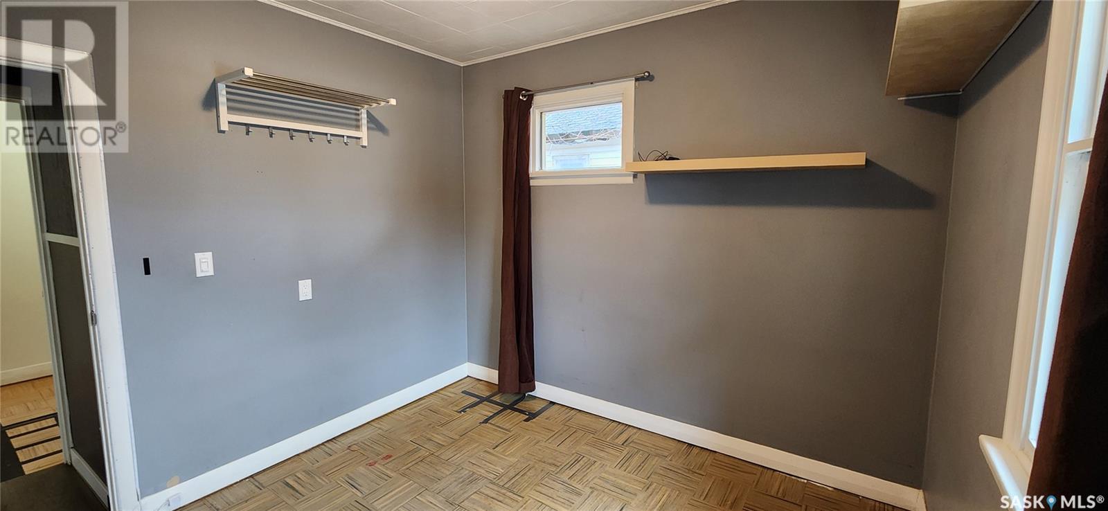 Property at 505 M AVENUE N image 5