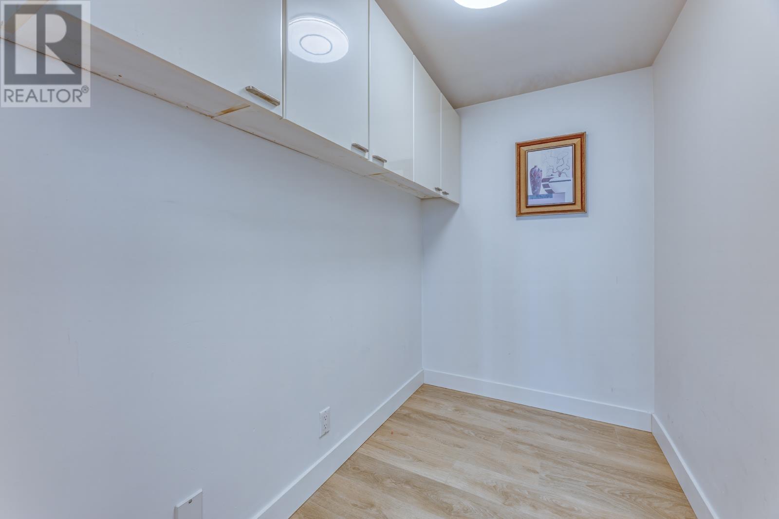 Listing Picture 12 of 24 : 403 1288 ALBERNI STREET, Vancouver / 溫哥華 - 魯藝地產 Yvonne Lu Group - MLS Medallion Club Member