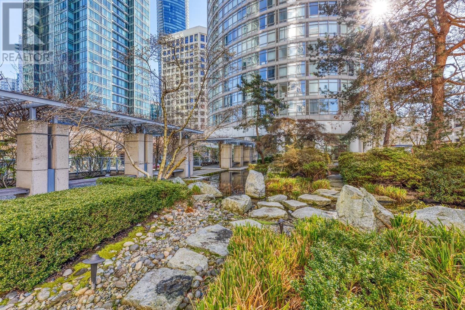 Listing Picture 24 of 24 : 403 1288 ALBERNI STREET, Vancouver / 溫哥華 - 魯藝地產 Yvonne Lu Group - MLS Medallion Club Member