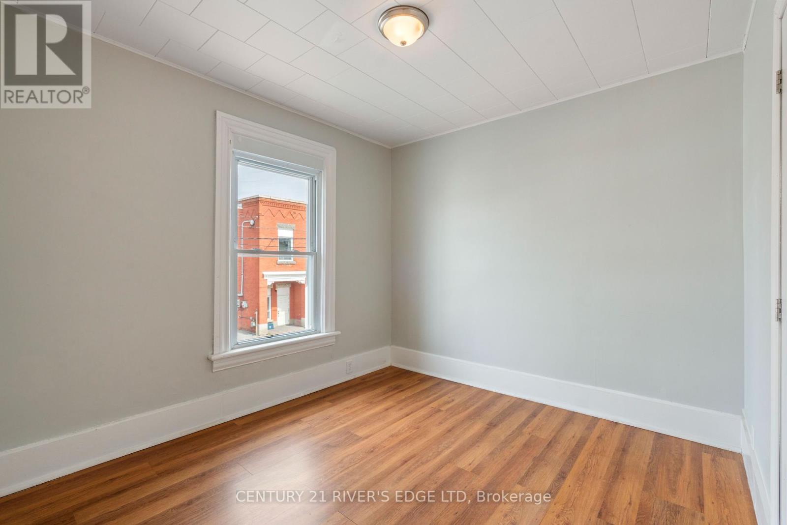 501 Church Street, North Dundas, Ontario  K0C 2K0 - Photo 17 - X12091755