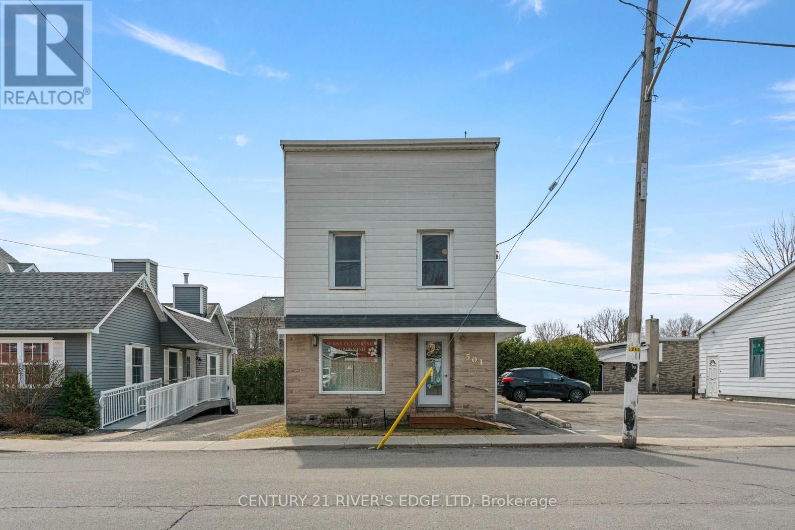 501 Church Street, North Dundas, Ontario  K0C 2K0 - Photo 2 - X12091755