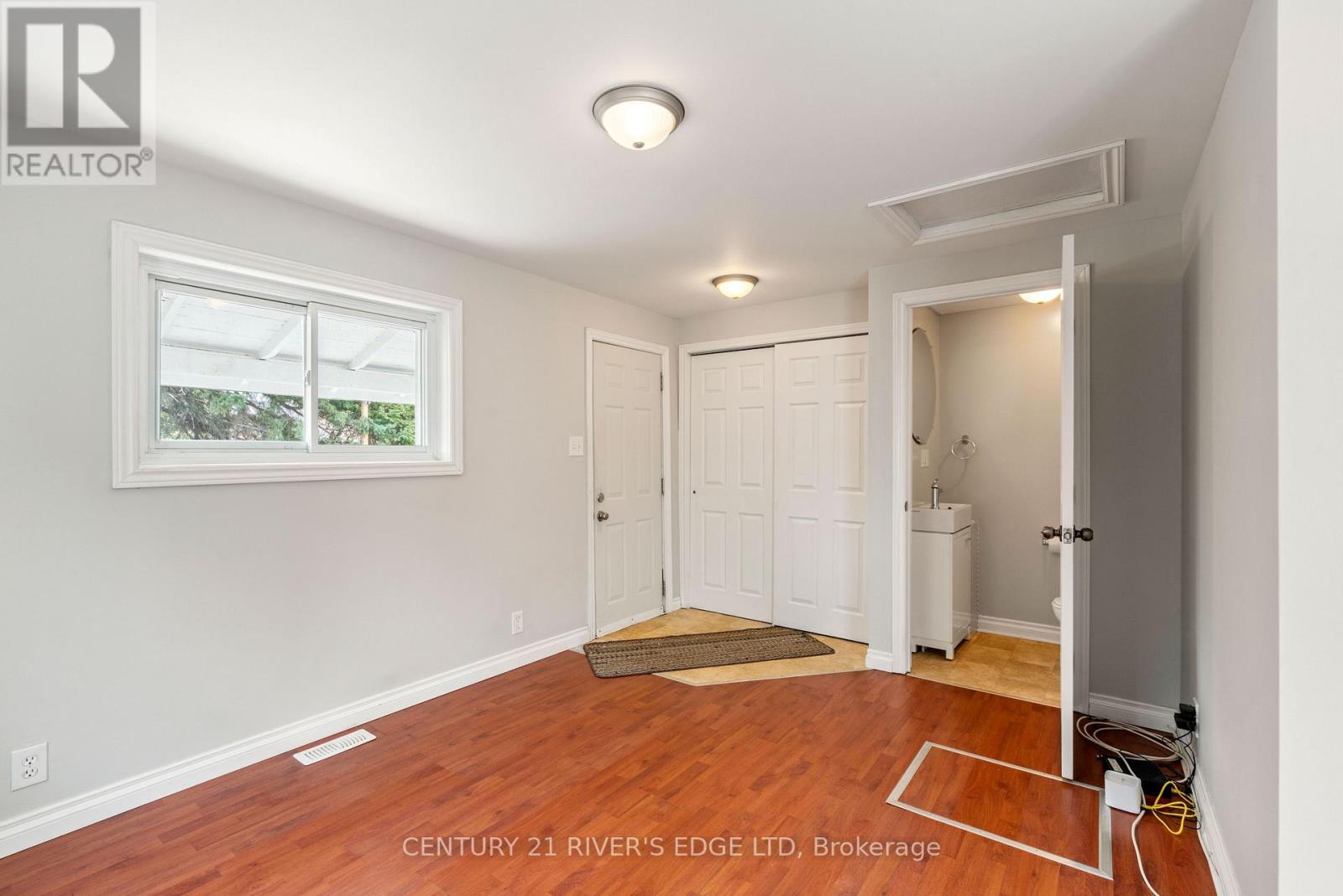 501 Church Street, North Dundas, Ontario  K0C 2K0 - Photo 5 - X12091755