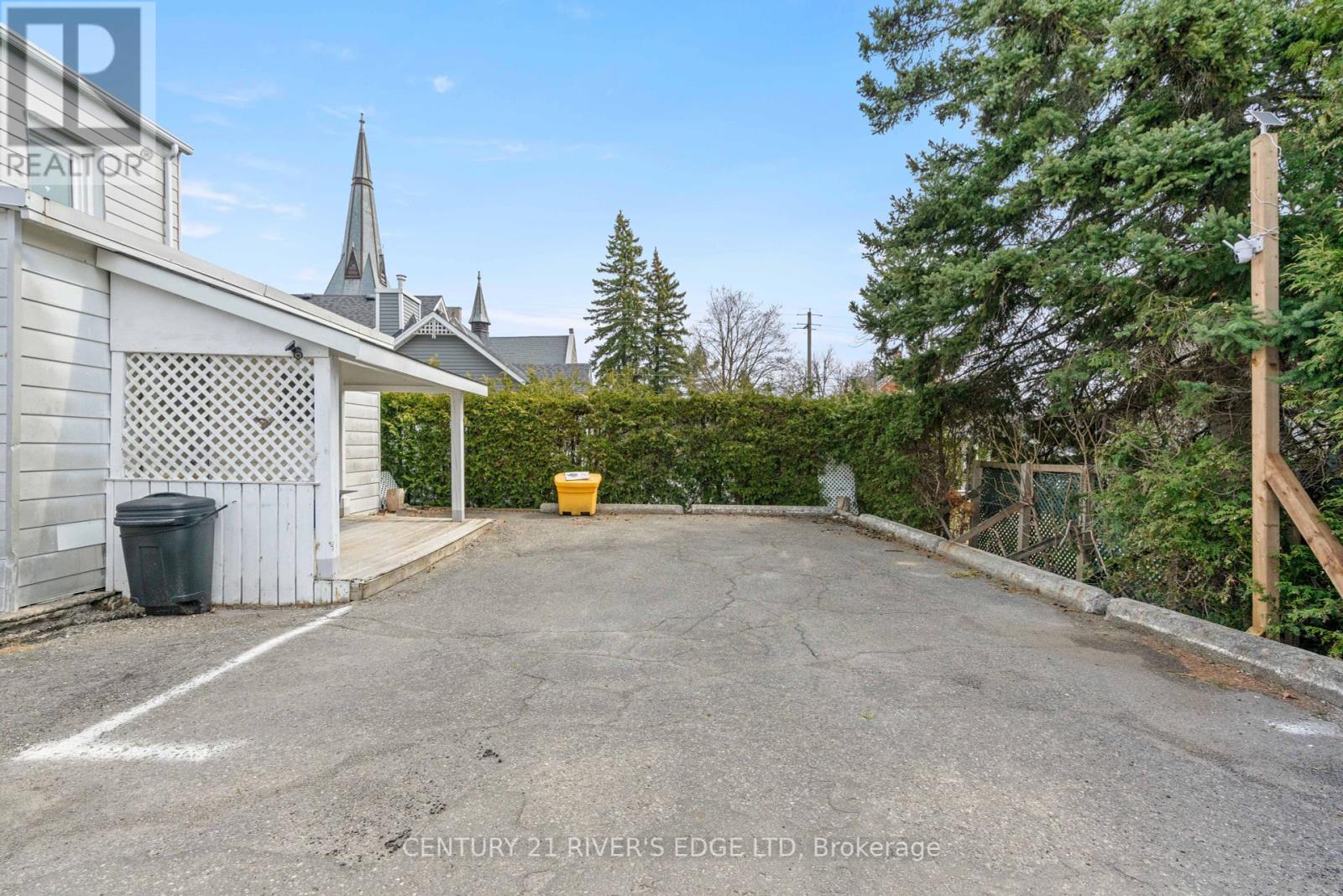 501 Church Street, North Dundas, Ontario  K0C 2K0 - Photo 29 - X12091755
