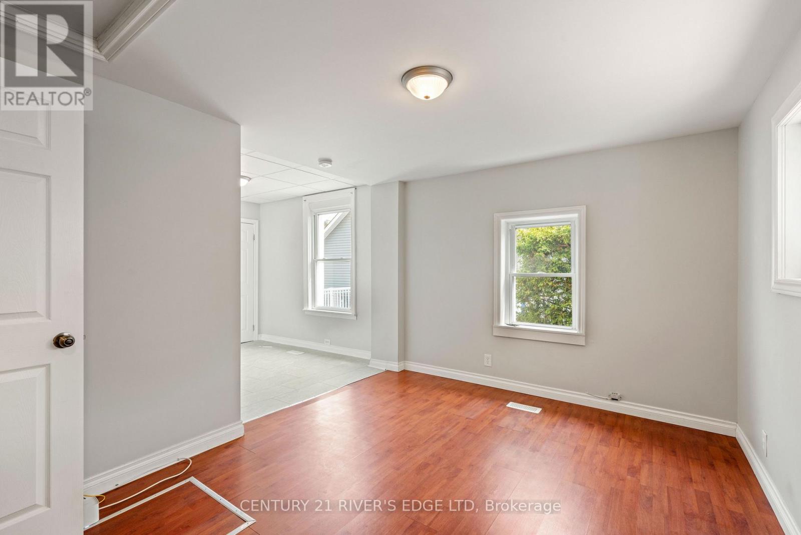 501 Church Street, North Dundas, Ontario  K0C 2K0 - Photo 8 - X12091755