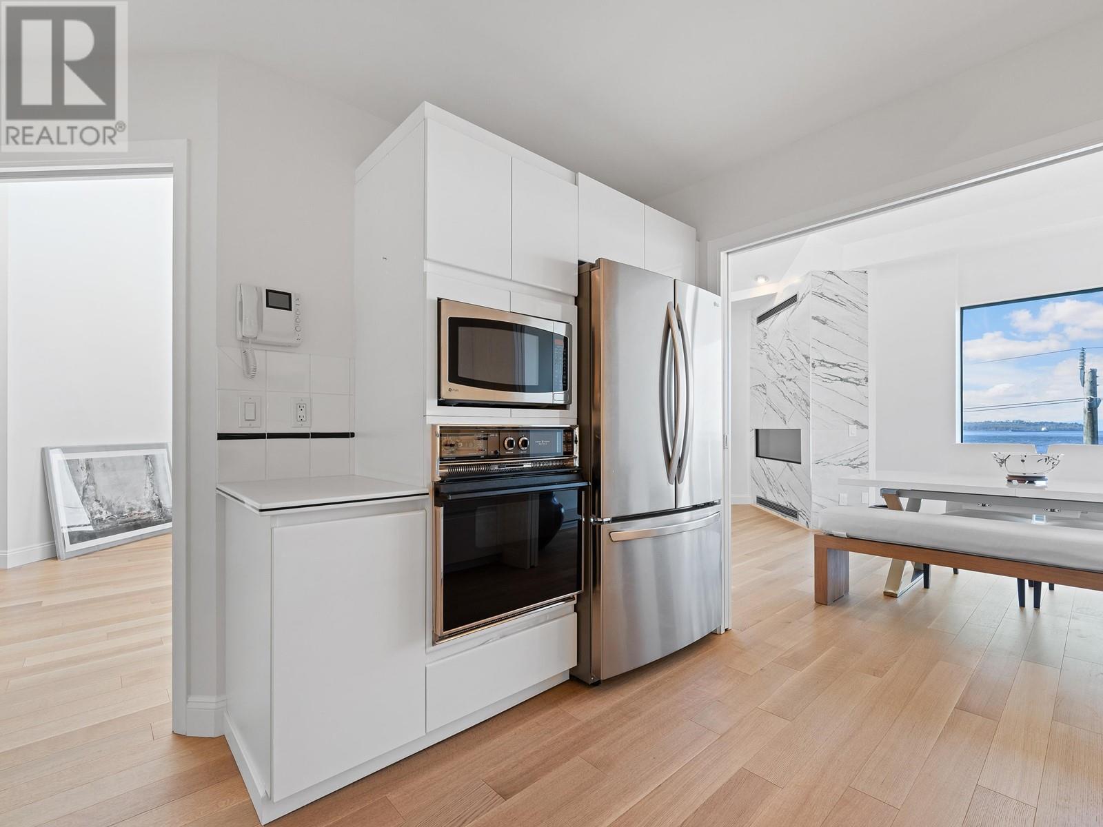 303 2190 Argyle Avenue, West Vancouver, British Columbia  V7V 1A4 - Photo 13 - R2992547
