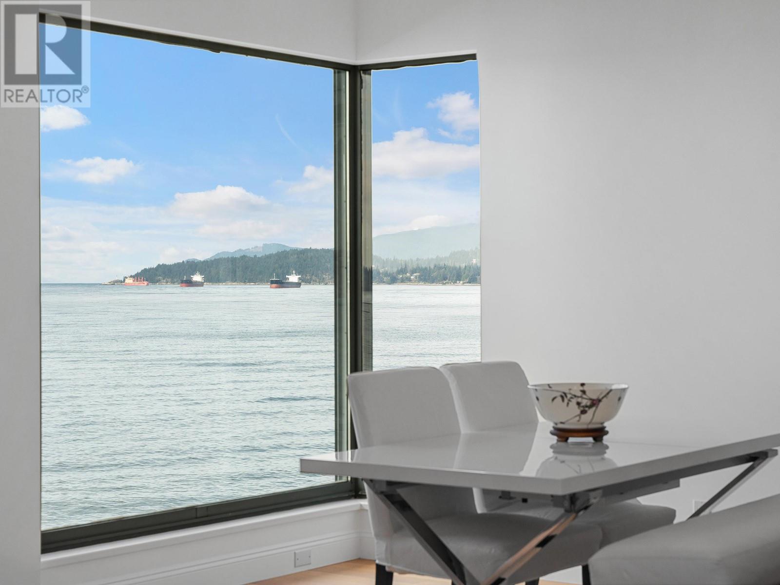 303 2190 Argyle Avenue, West Vancouver, British Columbia  V7V 1A4 - Photo 16 - R2992547