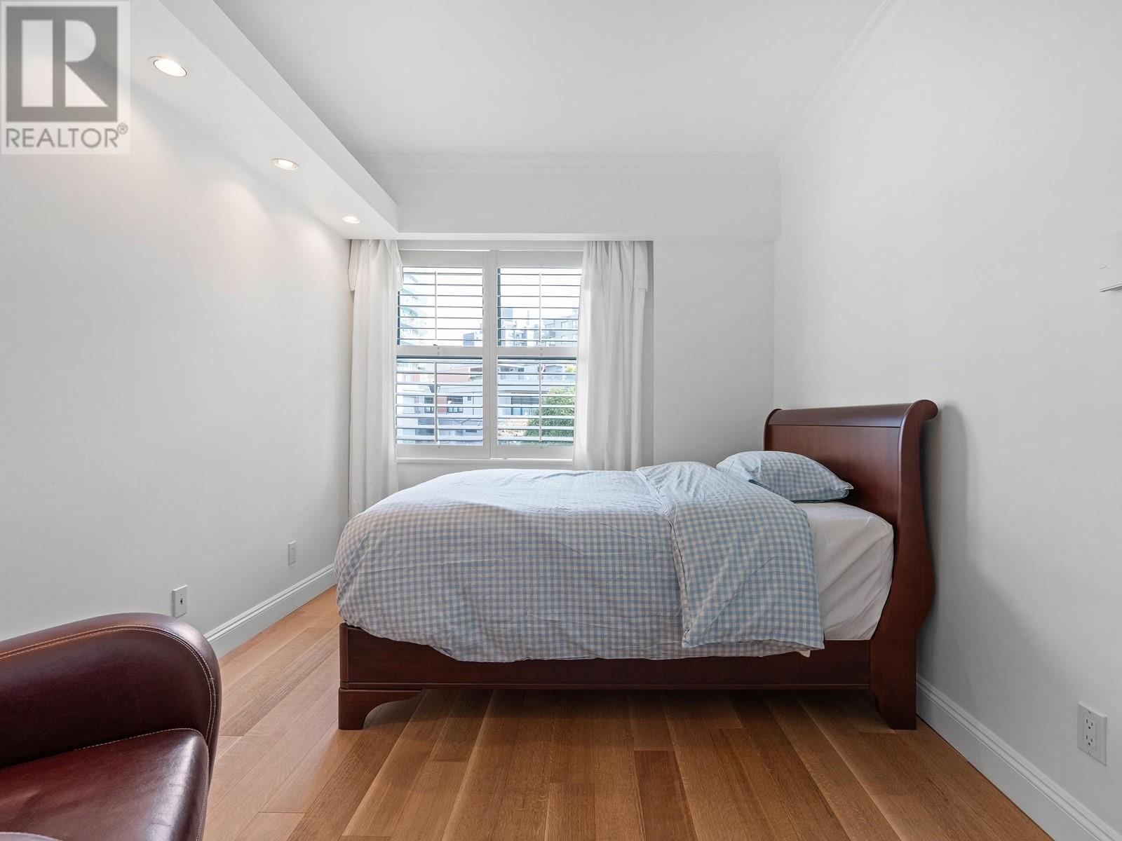 303 2190 Argyle Avenue, West Vancouver, British Columbia  V7V 1A4 - Photo 24 - R2992547