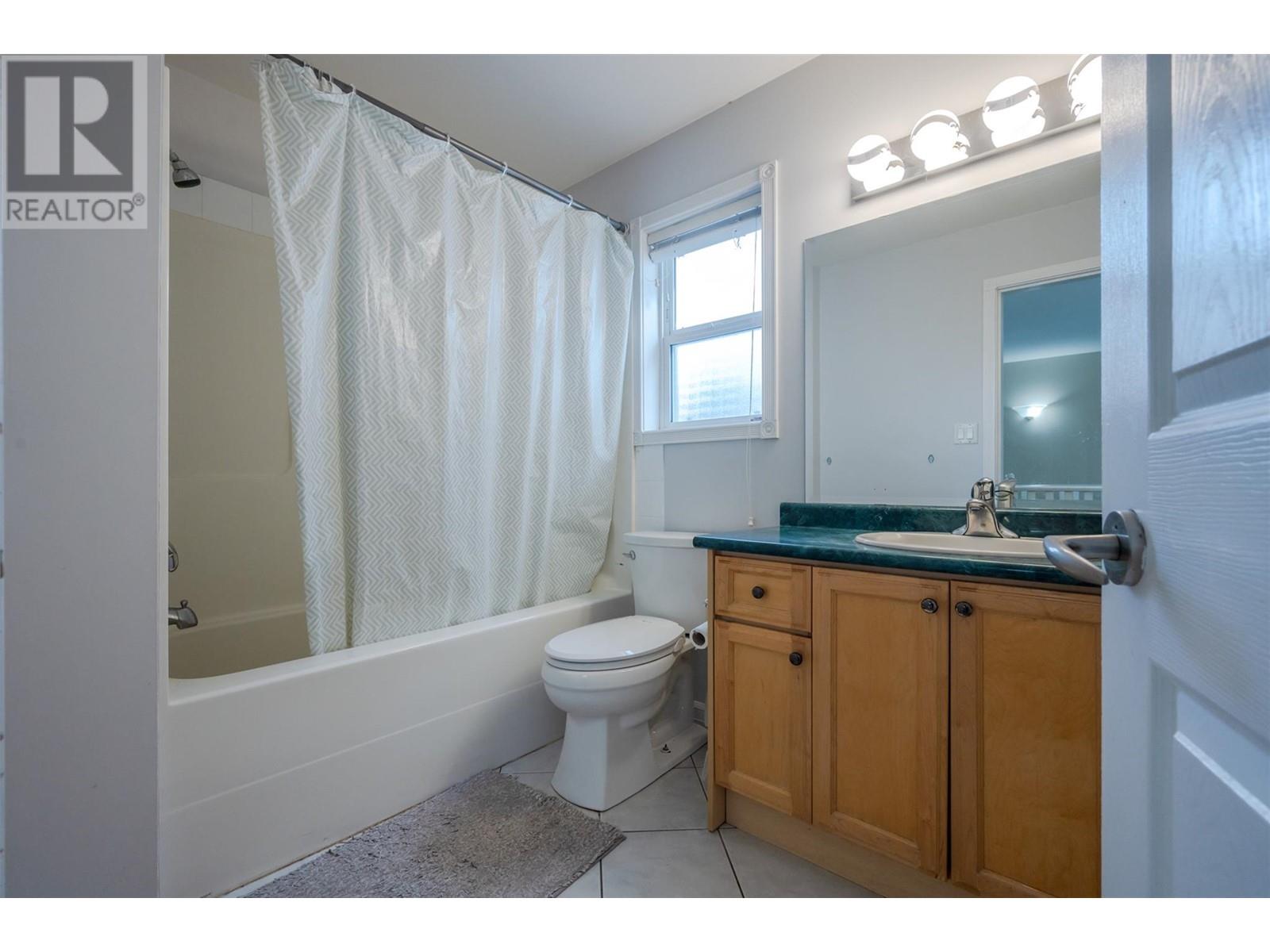 147 Stocks Crescent, Penticton, British Columbia  V2A 8P6 - Photo 15 - 10344518