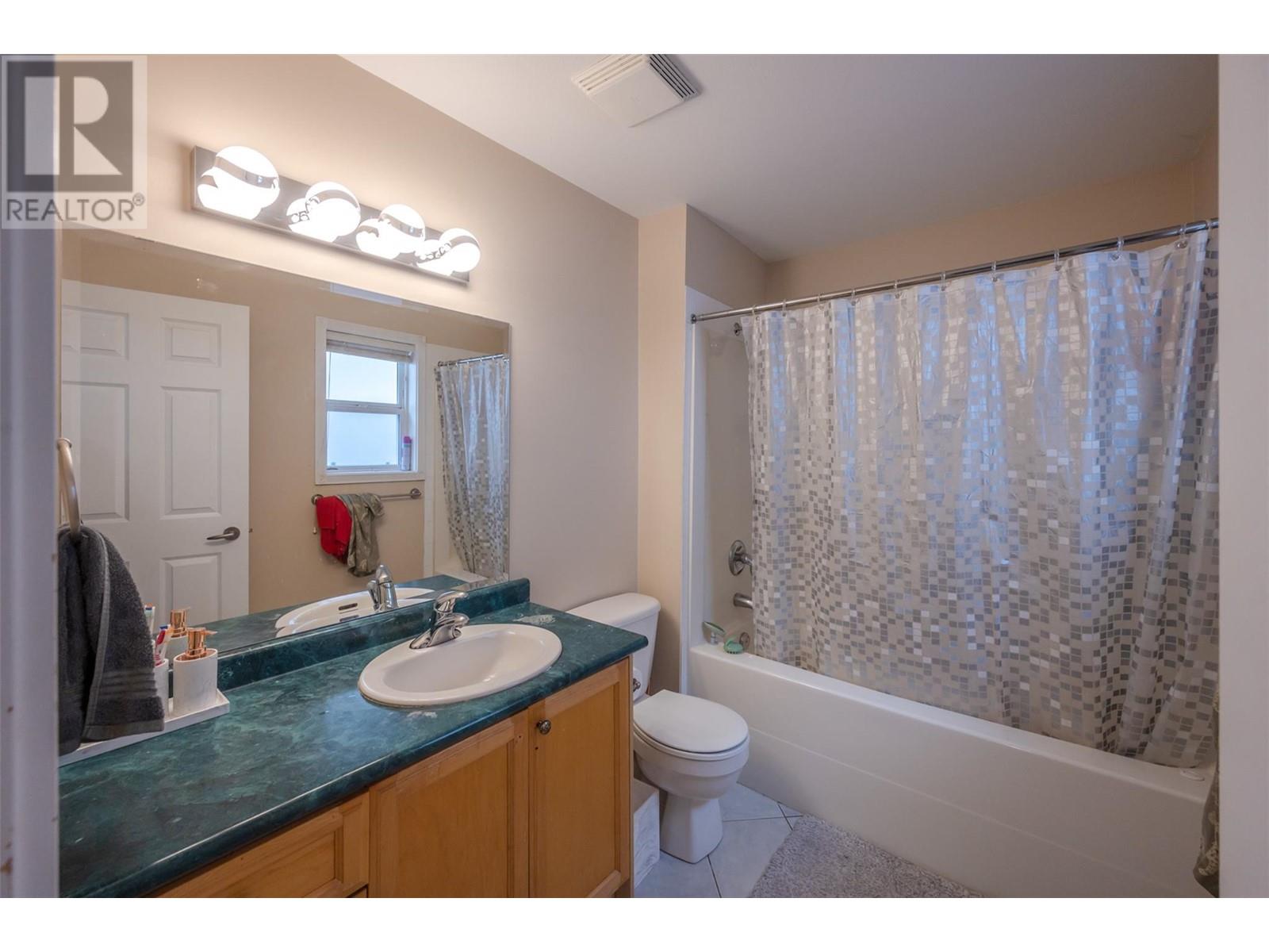 147 Stocks Crescent, Penticton, British Columbia  V2A 8P6 - Photo 21 - 10344518
