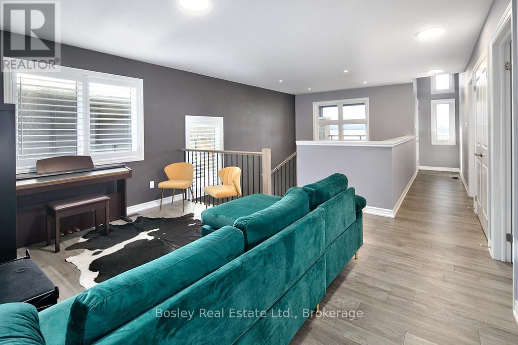 133 Sebastien Street, Blue Mountains, Ontario  N0H 1J0 - Photo 12 - X12096821