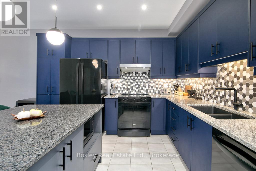 133 Sebastien Street, Blue Mountains, Ontario  N0H 1J0 - Photo 7 - X12096821