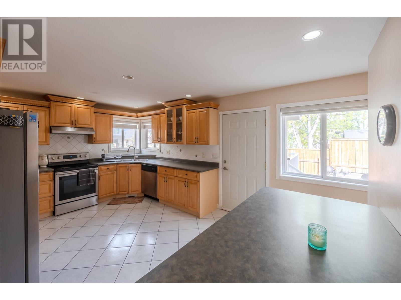 147 Stocks Crescent, Penticton, British Columbia  V2A 8P6 - Photo 43 - 10344518