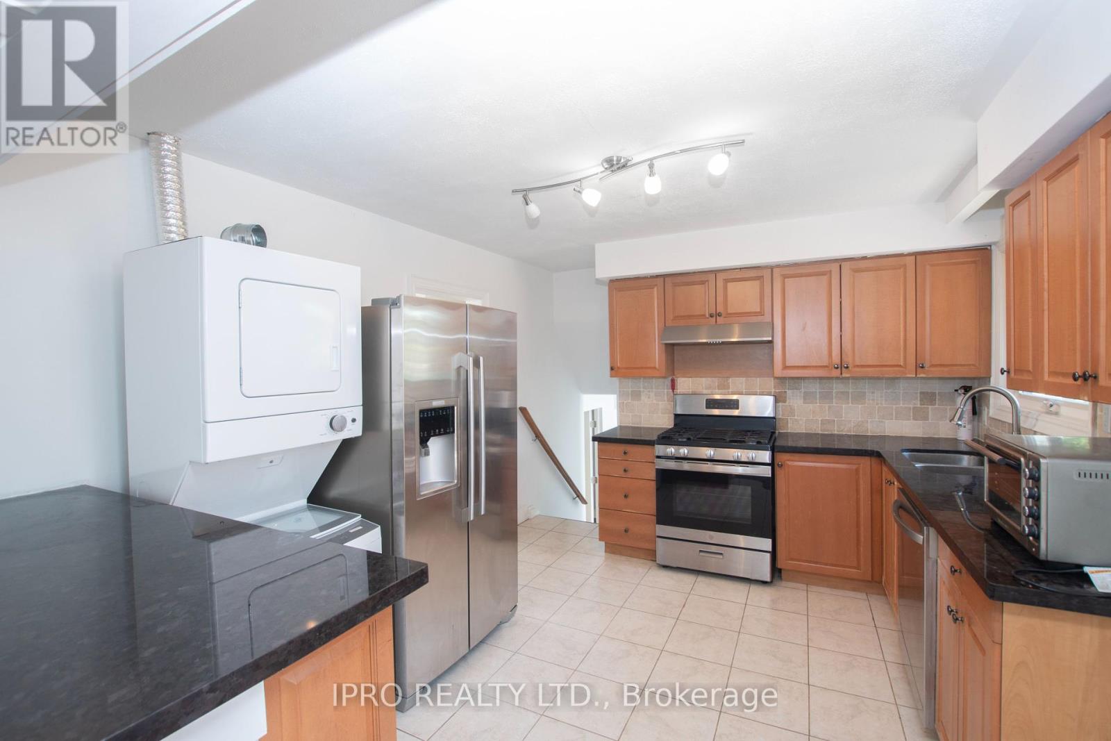 23 Urbandale Avenue, Toronto, Ontario  M2M 2G9 - Photo 13 - C12096810