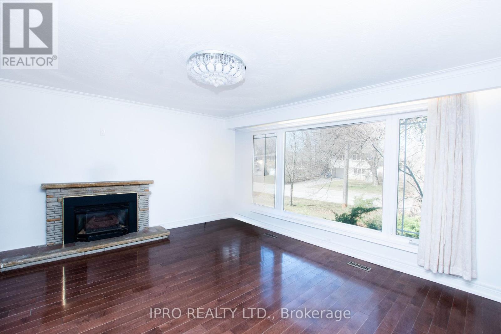 23 Urbandale Avenue, Toronto, Ontario  M2M 2G9 - Photo 27 - C12096810