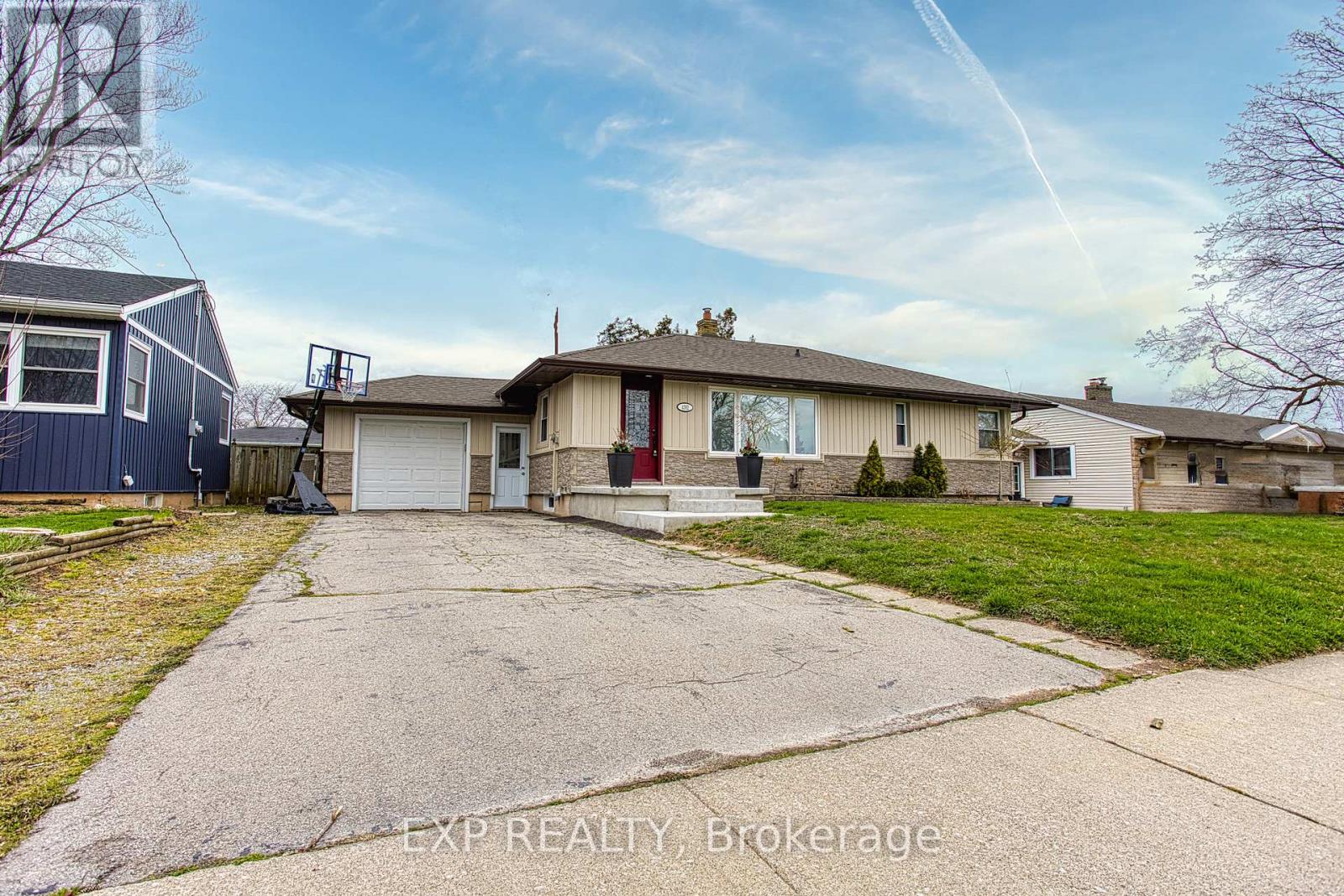 Property at 4382 CENTRAL AVENUE image 3