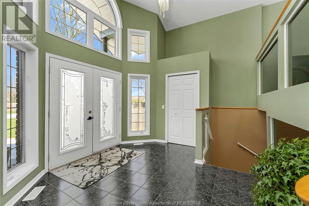 Property at 218 KING JOHN STREET image 5