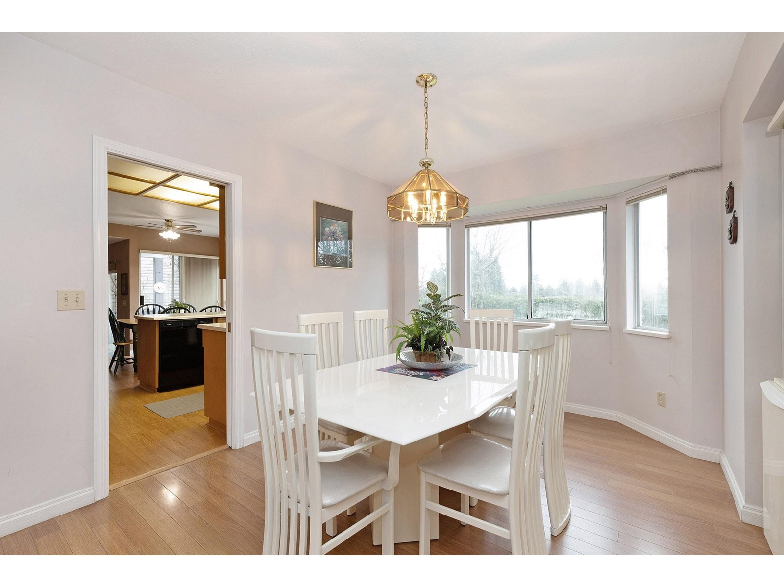 13348 98 Avenue, Surrey, British Columbia  V3T 5M7 - Photo 8 - R2992421