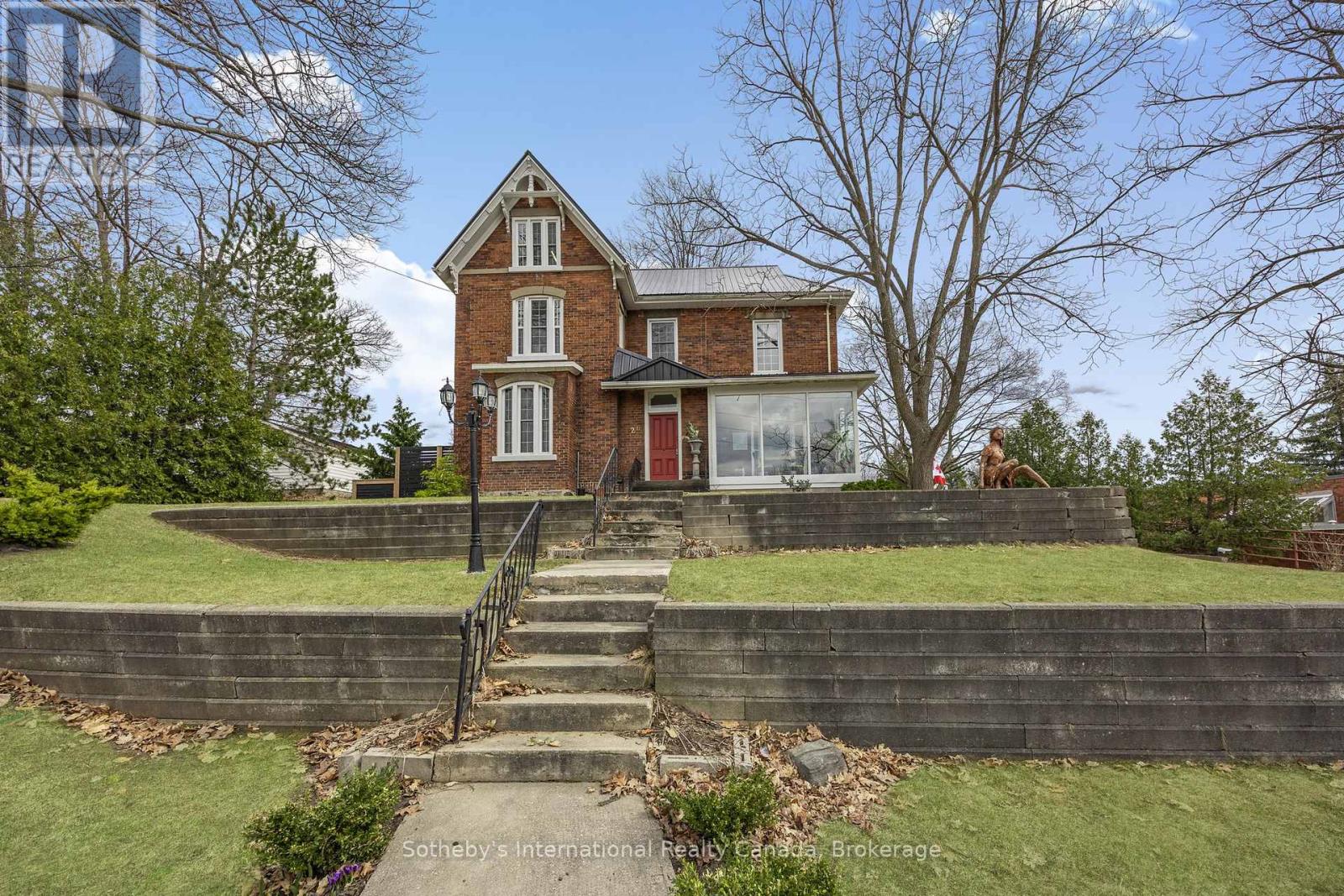 26 ROBERT STREET E, Penetanguishene, Ontario
