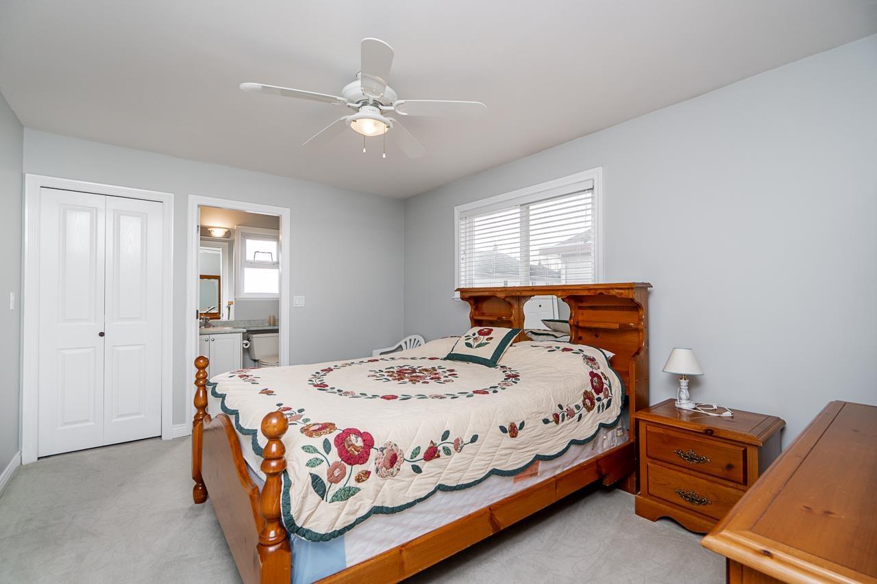 14478 74a Avenue, Surrey, British Columbia  V3S 0S3 - Photo 30 - R2992665