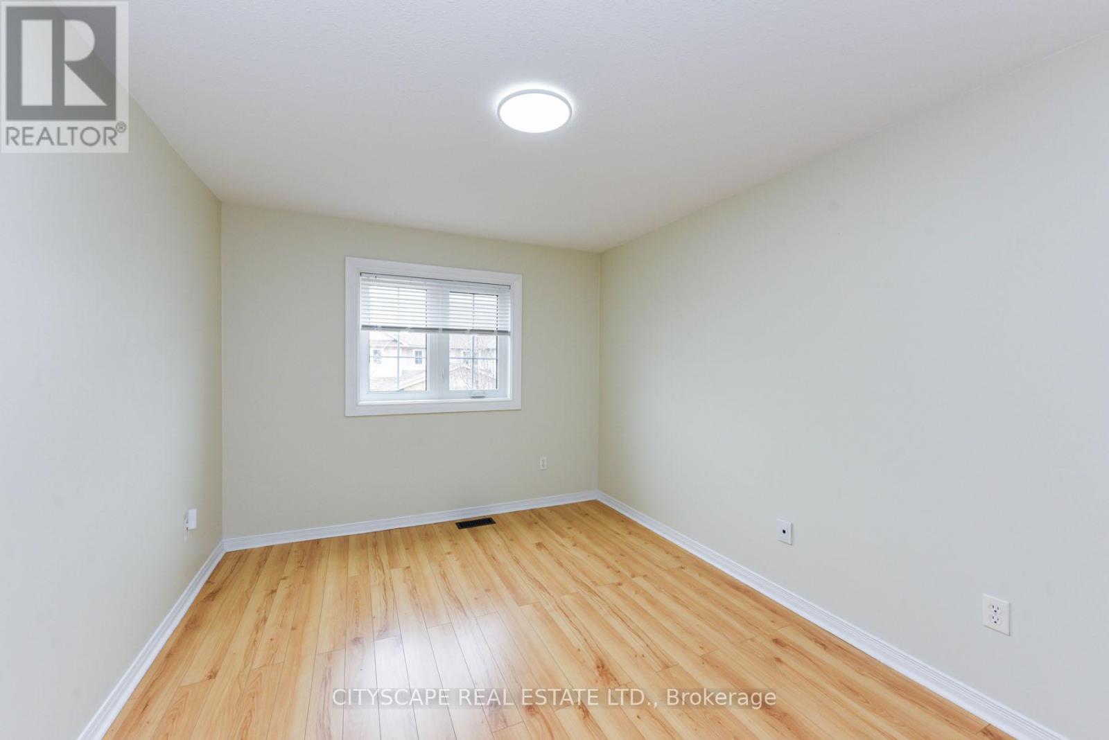 35 - 31 Schroder Crescent, Guelph, Ontario  N1E 7M6 - Photo 19 - X12096758