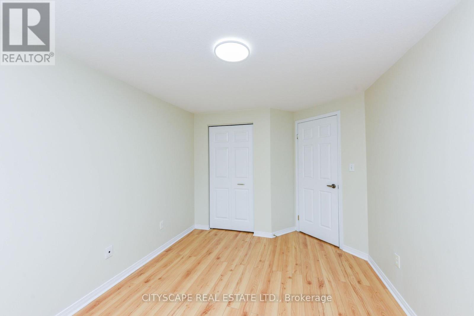 35 - 31 Schroder Crescent, Guelph, Ontario  N1E 7M6 - Photo 20 - X12096758