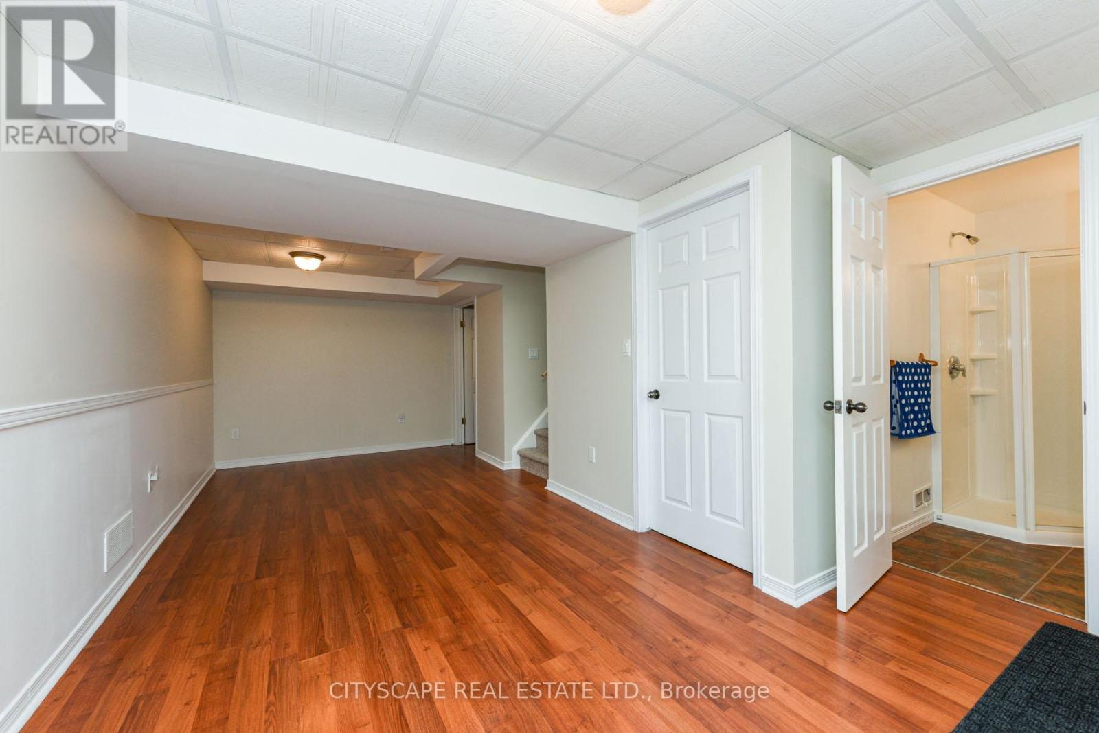 35 - 31 Schroder Crescent, Guelph, Ontario  N1E 7M6 - Photo 28 - X12096758