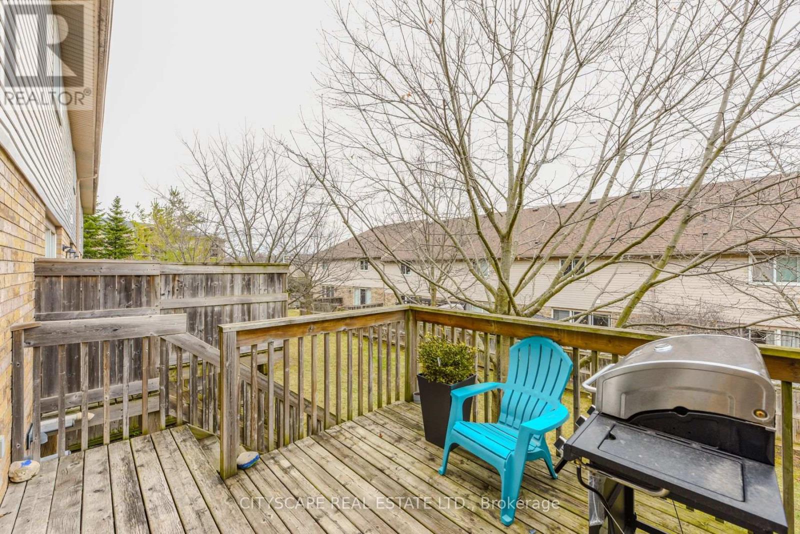 35 - 31 Schroder Crescent, Guelph, Ontario  N1E 7M6 - Photo 33 - X12096758