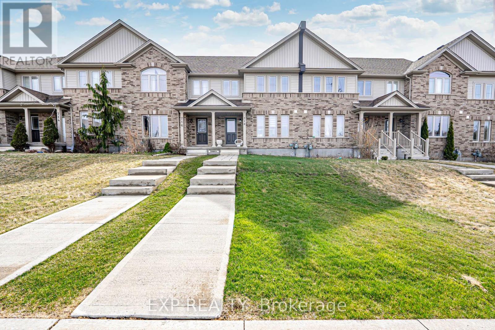 Property at 718 VICTORIA ROAD N image 1