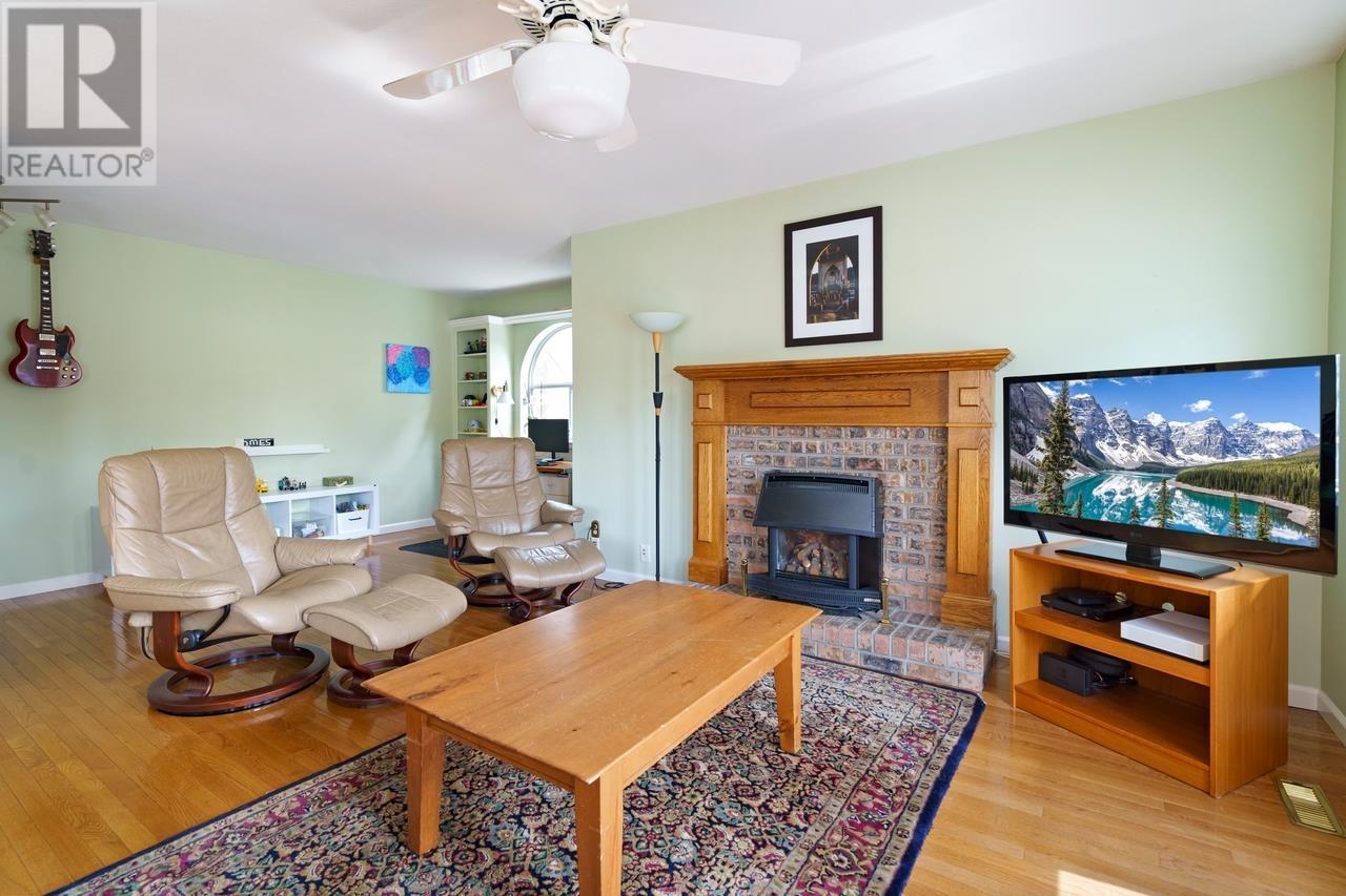 1864 Walnut Crescent, Coquitlam, British Columbia  V3J 7T1 - Photo 19 - R2992564