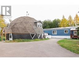 25418 597 Highway, Rural Lacombe County, Ca