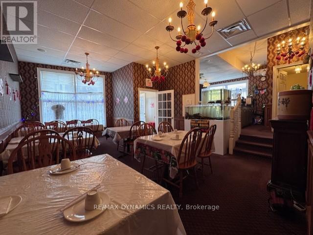 5689 Main Street, Niagara Falls, Ontario  L2G 5Z3 - Photo 5 - X12096970