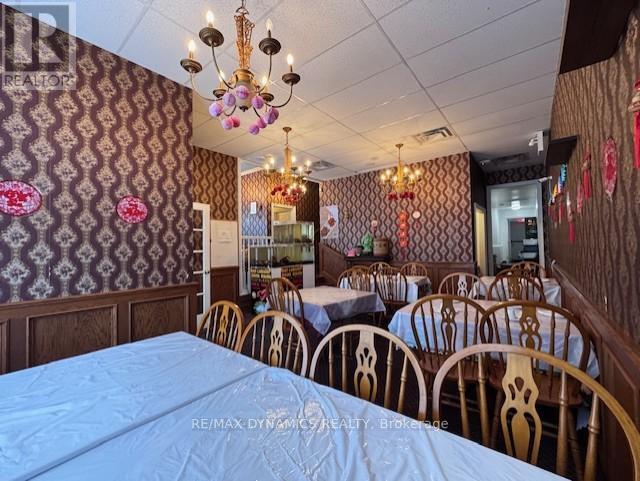 5689 Main Street, Niagara Falls, Ontario  L2G 5Z3 - Photo 6 - X12096970