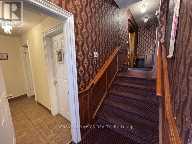 5689 Main Street, Niagara Falls, Ontario  L2G 5Z3 - Photo 8 - X12096970