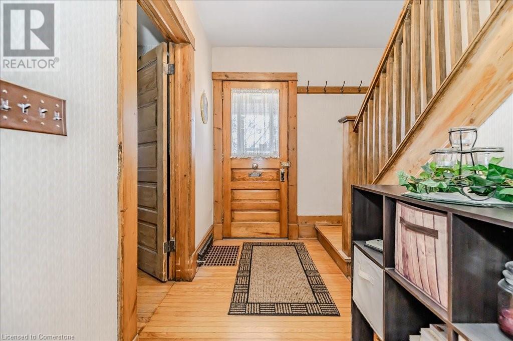 Property at 373 GARDEN Street image 5