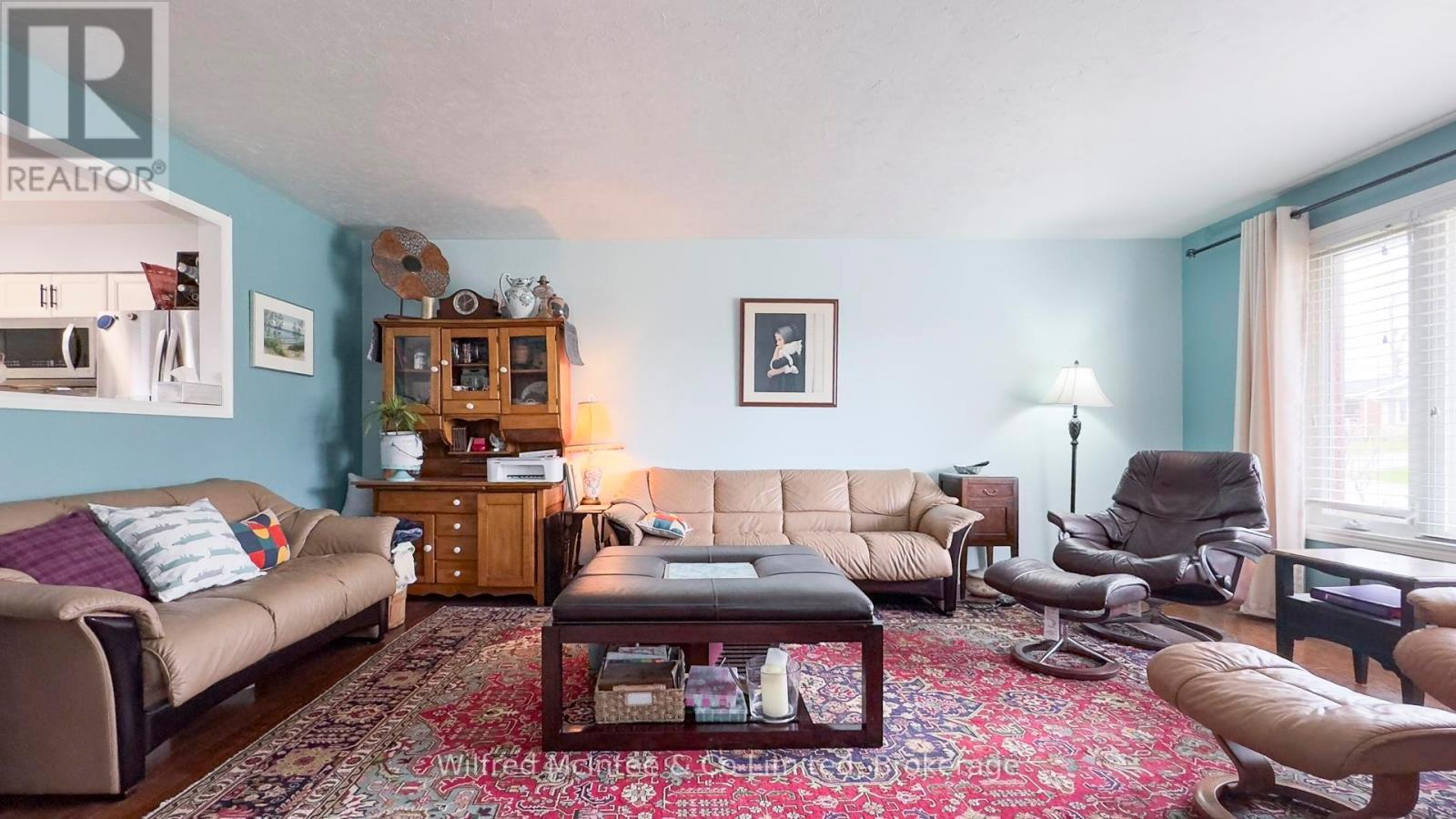 689 21st A Avenue, Hanover, Ontario  N4N 3M2 - Photo 15 - X12096872