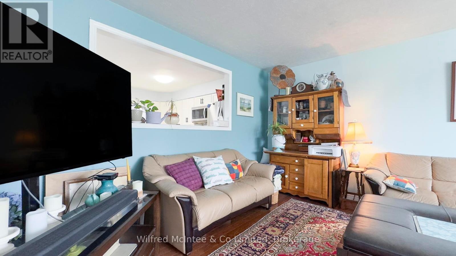 689 21st A Avenue, Hanover, Ontario  N4N 3M2 - Photo 17 - X12096872